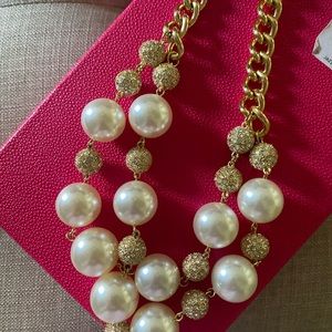 Lilly Pulitzer necklace - like new!